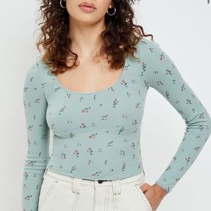 long sleeve light blue shirt w/ flowers